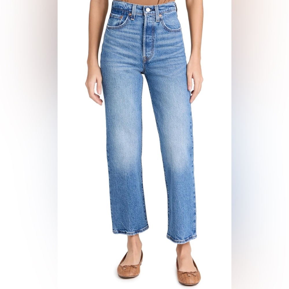 Levi’s Ribcage Ankle Straight